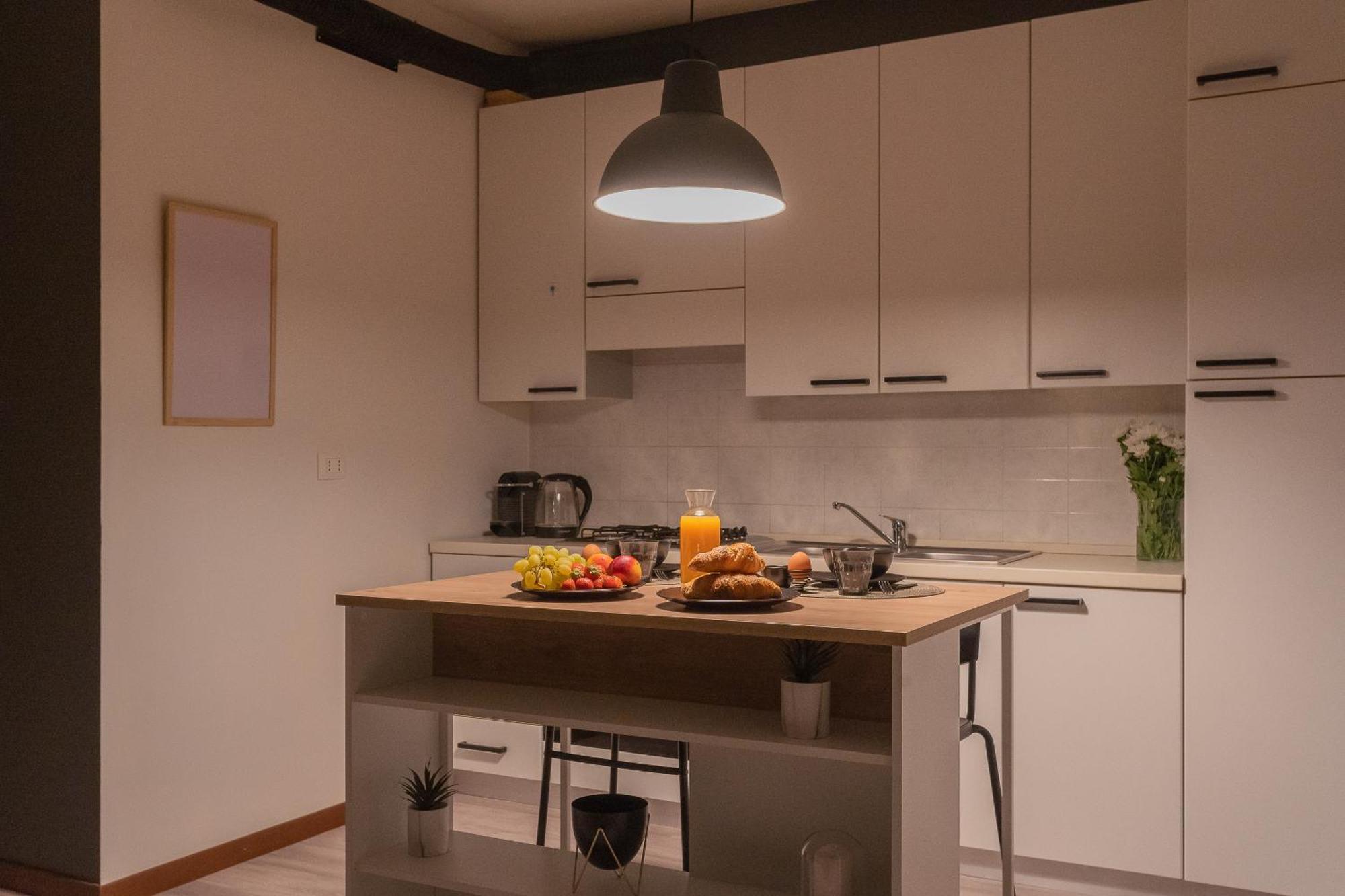 Black Loft Como By Rent All コモ エクステリア 写真